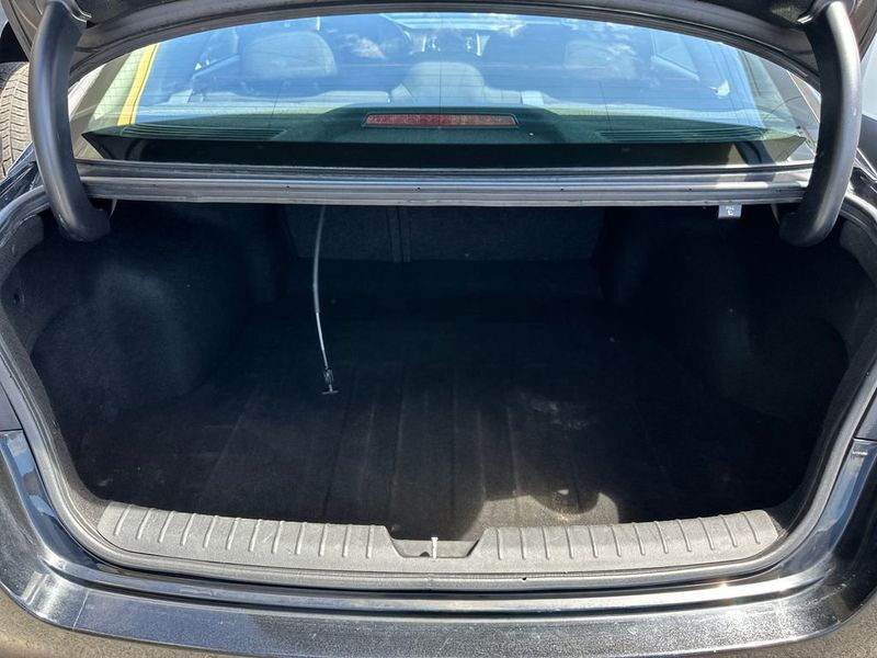 2016 Kia Optima 4dr Sedan LX - 23051713 - 19