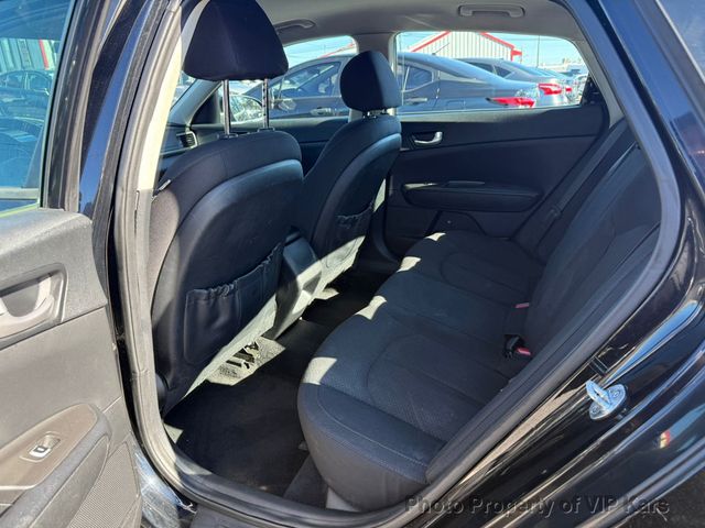 2016 Kia Optima 4dr Sedan LX - 22952597 - 13