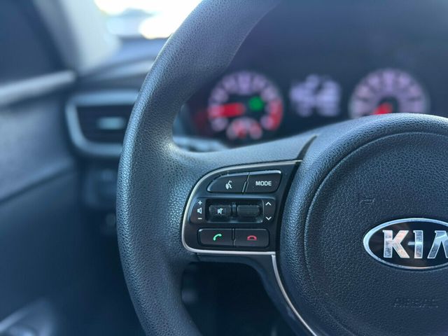 2016 Kia Optima 4dr Sedan LX - 22950097 - 10