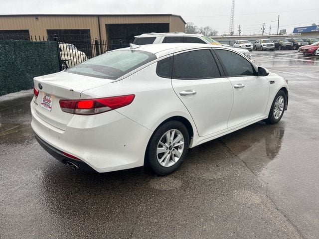 2016 Kia Optima 4dr Sedan LX - 22970087 - 3