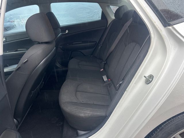 2016 Kia Optima 4dr Sedan LX - 22970087 - 6