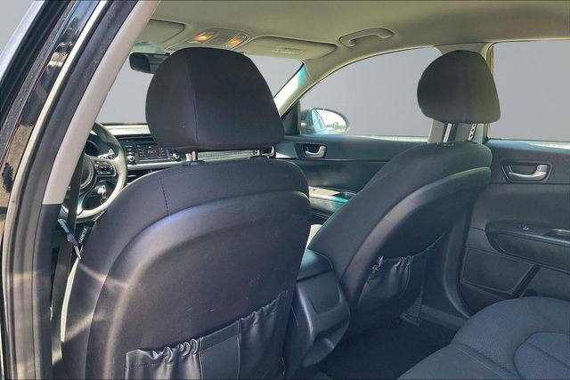 2016 Kia Optima 4dr Sedan LX - 23050712 - 17