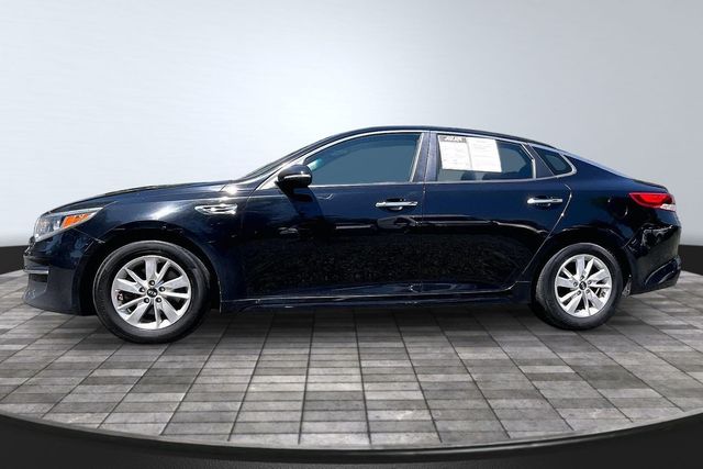 2016 Kia Optima 4dr Sedan LX - 23050712 - 3