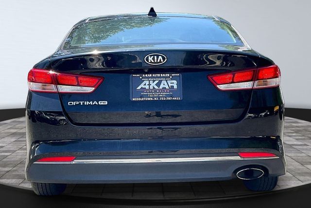 2016 Kia Optima 4dr Sedan LX - 23050712 - 5