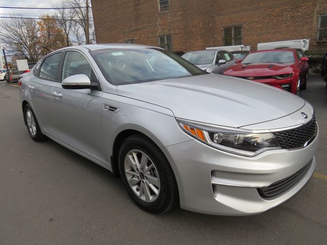 2016 Kia Optima 4dr Sedan LX (Clear Title) - 22944672 - 2