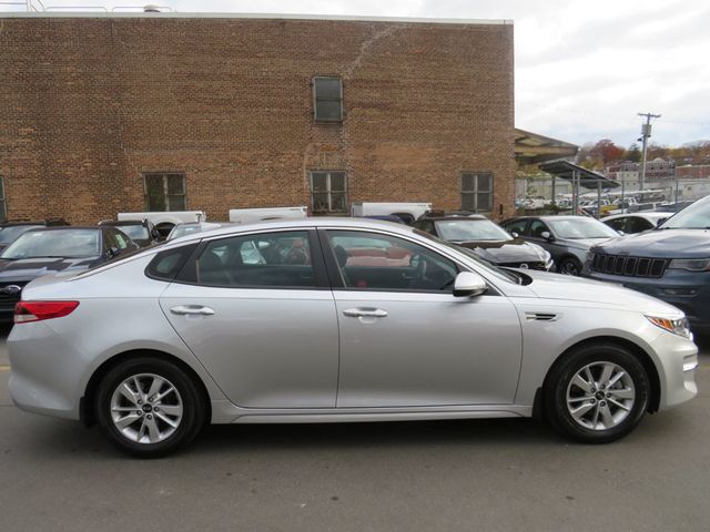 2016 Kia Optima 4dr Sedan LX (Clear Title) - 22944672 - 3