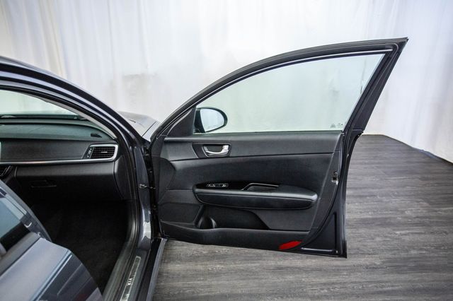 2016 Kia Optima 4dr Sedan SX Turbo - 22968694 - 16