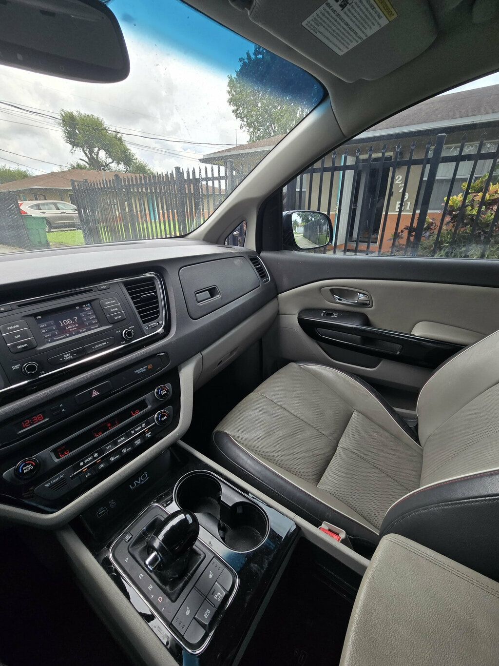 2016 Kia Sedona  - 23080230 - 4
