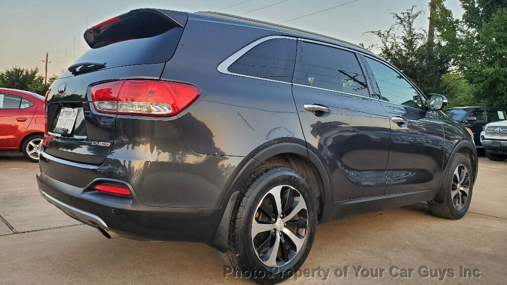 2016 Kia Sorento EX photo 7