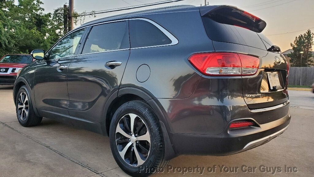 2016 Kia Sorento EX photo 13