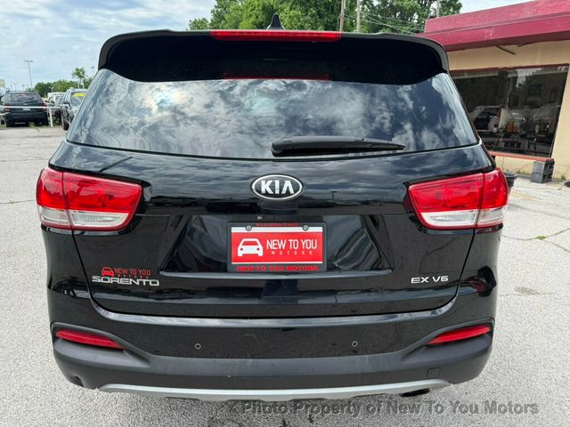 2016 Kia Sorento AWD 4dr 3.3L EX - 23020513 - 9