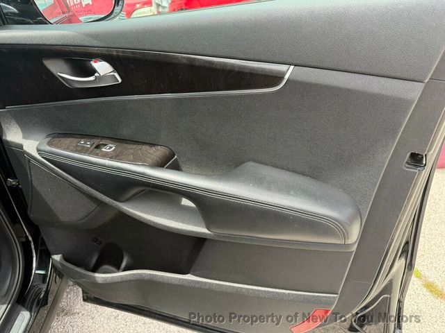 2016 Kia Sorento AWD 4dr 3.3L EX - 23020513 - 18