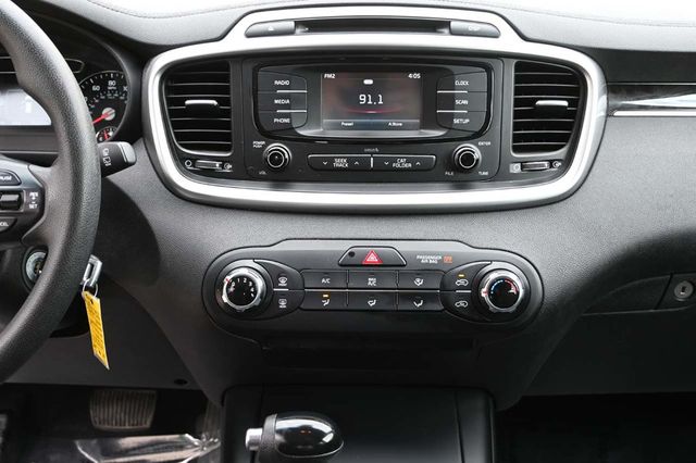 2016 Kia Sorento FWD 4dr 2.4L LX - 22946980 - 26