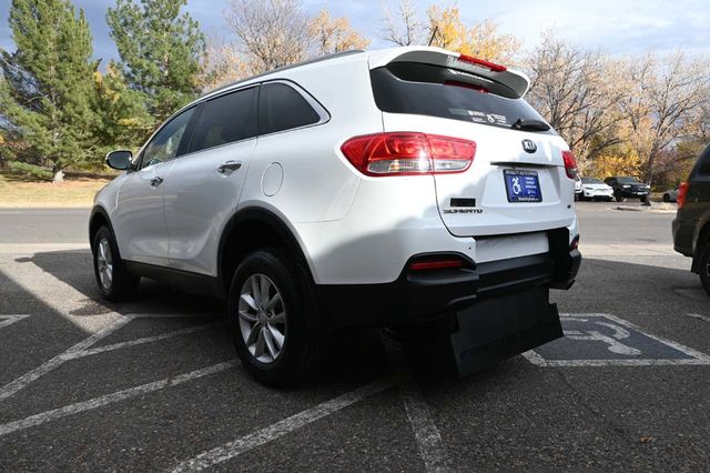 2016 Kia Sorento FWD 4dr 2.4L LX - 22946980 - 7