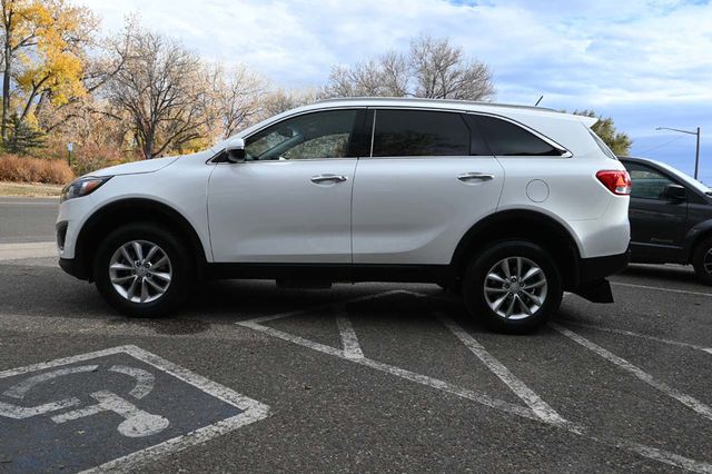 2016 Kia Sorento FWD 4dr 2.4L LX - 22946980 - 8