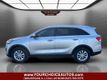 2016 Kia Sorento FWD 4dr 2.4L LX - 22946485 - 1