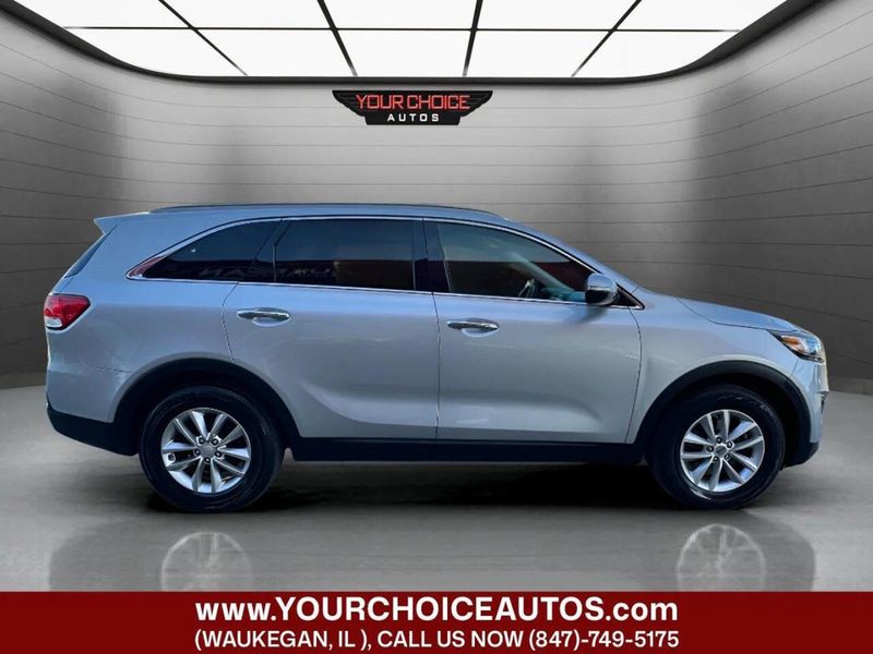 2016 Kia Sorento FWD 4dr 2.4L LX - 22946485 - 5