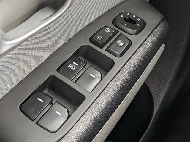 2016 Kia Soul  - 21852887 - 16