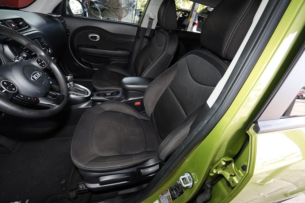 2016 Kia Soul Base photo 11