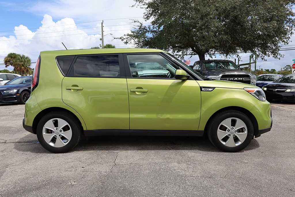 2016 Kia Soul Base photo 3