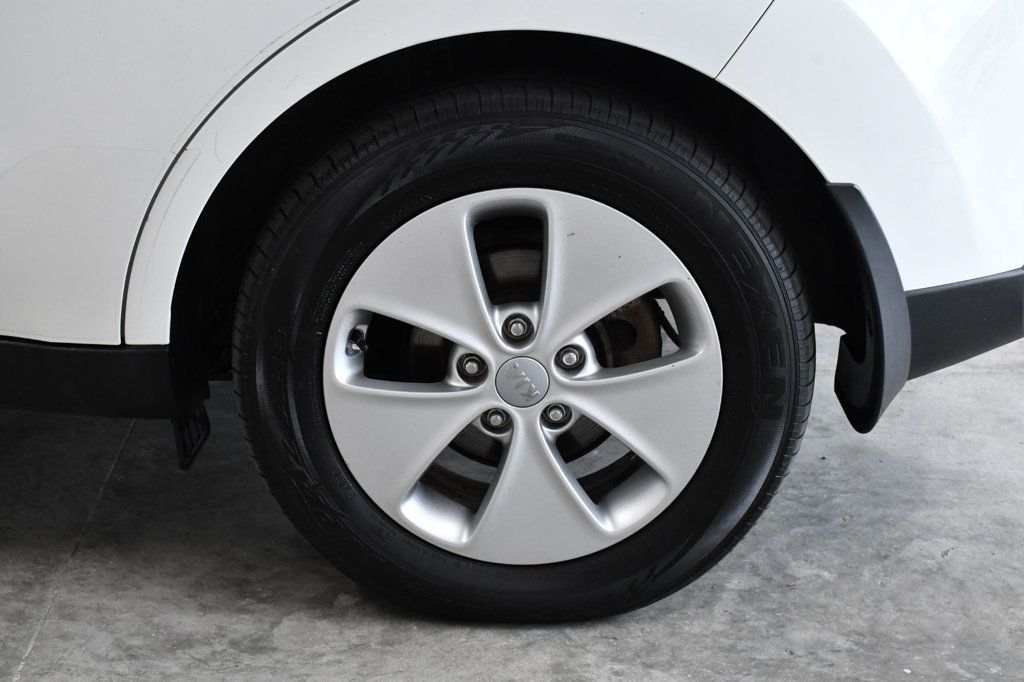 2016 Kia Soul 5dr Wagon Automatic - 23008395 - 11