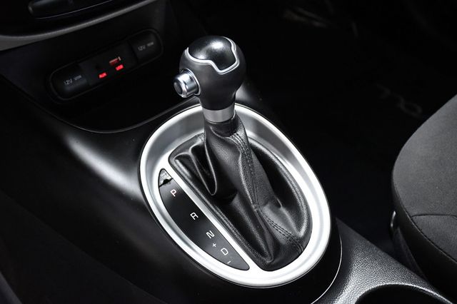 2016 Kia Soul 5dr Wagon Automatic - 23008395 - 24