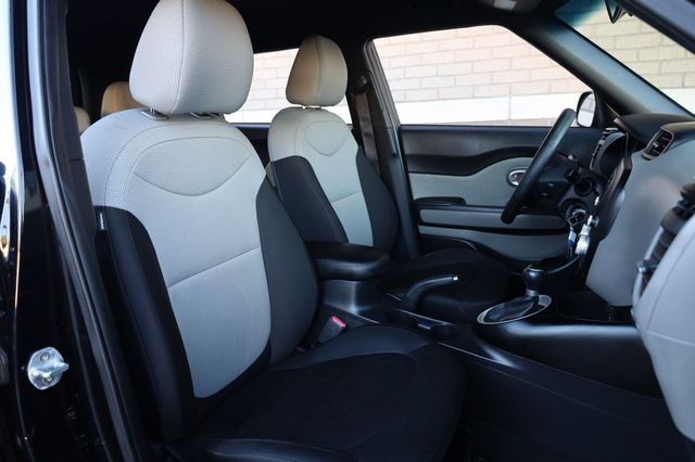 2016 Kia Soul 5dr Wagon Automatic - 22980113 - 24