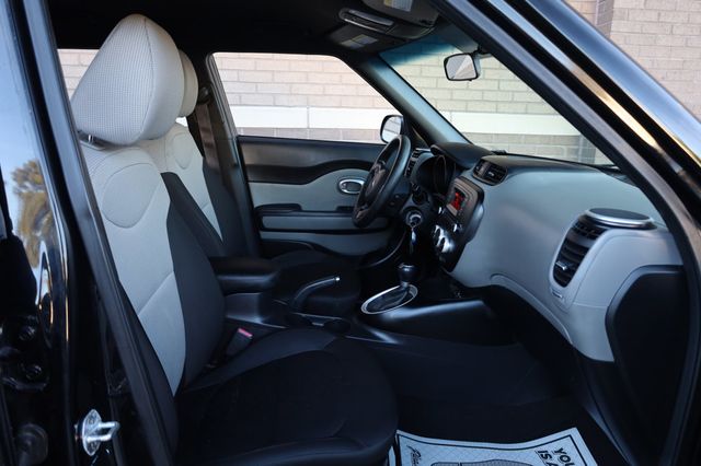 2016 Kia Soul 5dr Wagon Automatic - 22980113 - 25