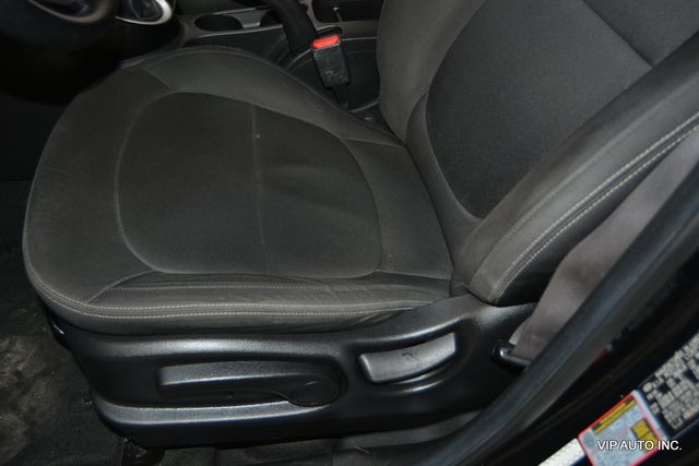 2016 Kia Soul 5dr Wagon Manual - 22961383 - 16