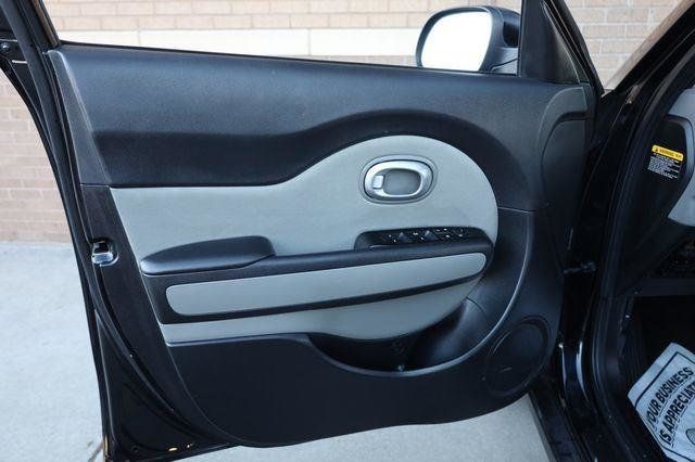 2016 Kia Soul Base - 23057165 - 11