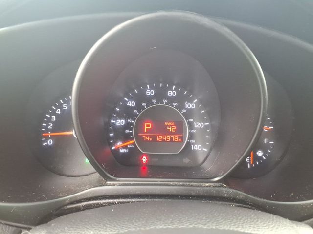 2016 Kia Soul Wagon 4D - 23011743 - 9