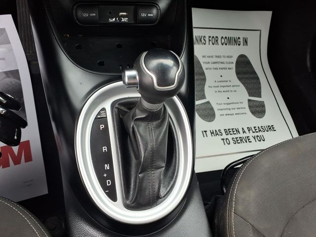 2016 Kia Soul Wagon 4D - 23011743 - 11