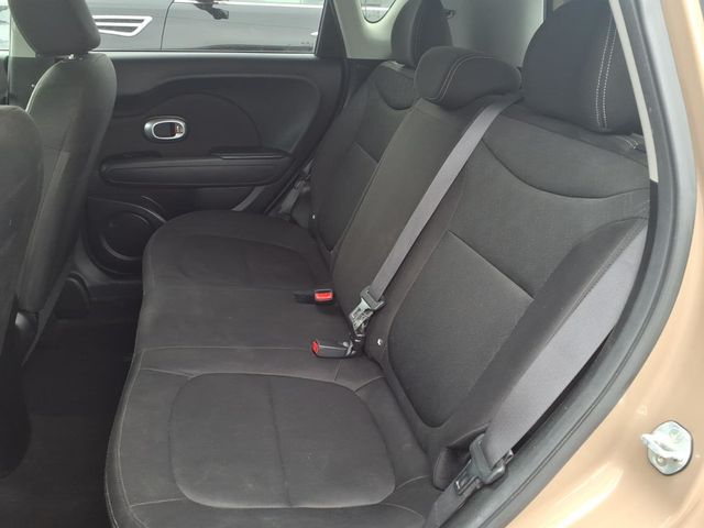 2016 Kia Soul Wagon 4D - 23011743 - 15