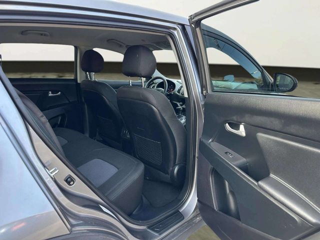 2016 Kia Sportage AWD 4dr LX - 22986777 - 16