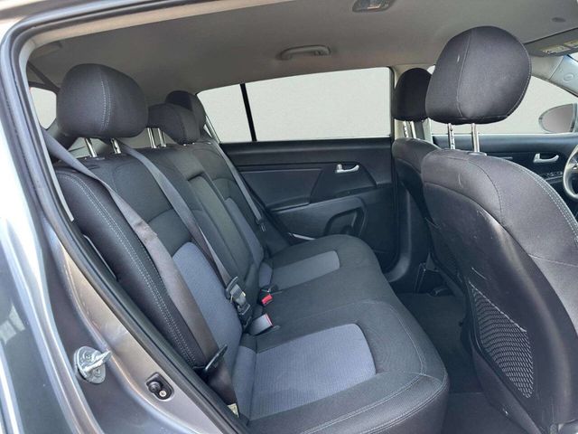 2016 Kia Sportage AWD 4dr LX - 22986777 - 17