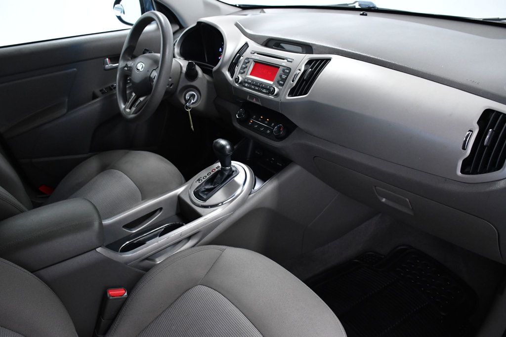 2016 Kia Sportage FWD 4dr LX - 23004885 - 16