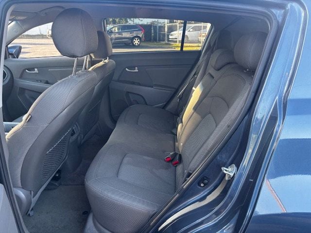 2016 Kia Sportage FWD 4dr LX - 22970271 - 14