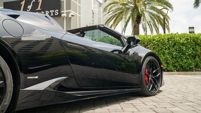 2016 Lamborghini Huracan 2dr Convertible LP 610-4 Spyder - 22875855 - 14