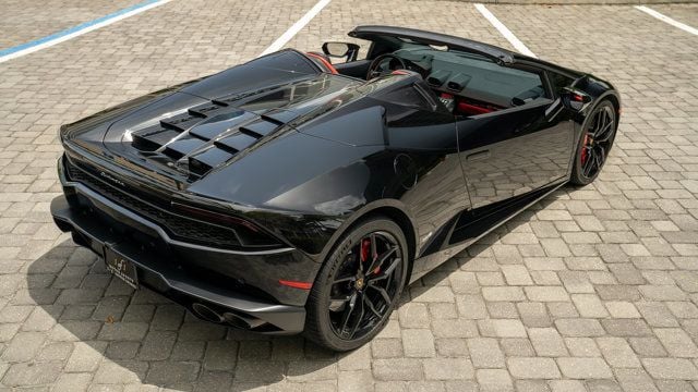 2016 Lamborghini Huracan 2dr Convertible LP 610-4 Spyder - 22875855 - 16
