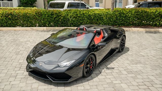 2016 Lamborghini Huracan 2dr Convertible LP 610-4 Spyder - 22875855 - 32