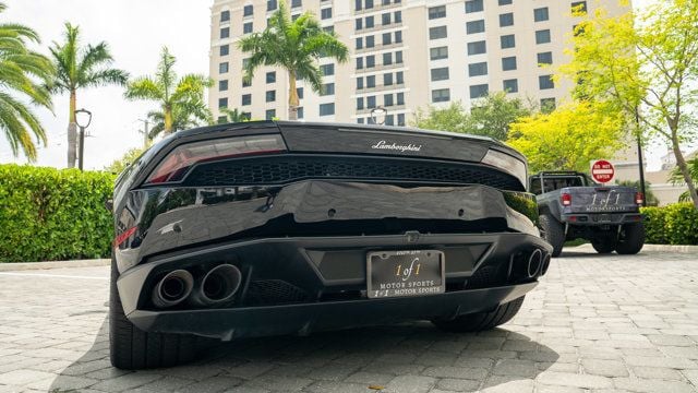 2016 Lamborghini Huracan 2dr Convertible LP 610-4 Spyder - 22875855 - 39