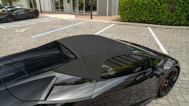 2016 Lamborghini Huracan 2dr Convertible LP 610-4 Spyder - 22875855 - 42