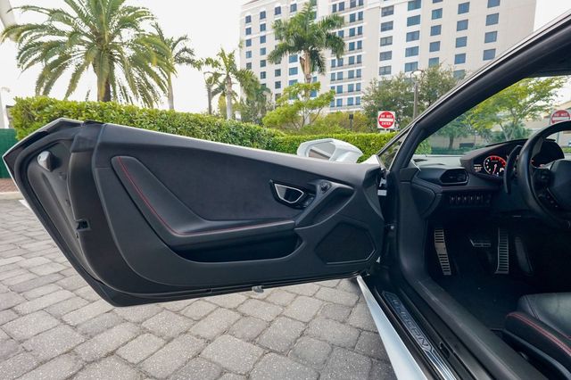 2016 Lamborghini Huracan 2dr Coupe LP 610-4 AWD - 22936606 - 47