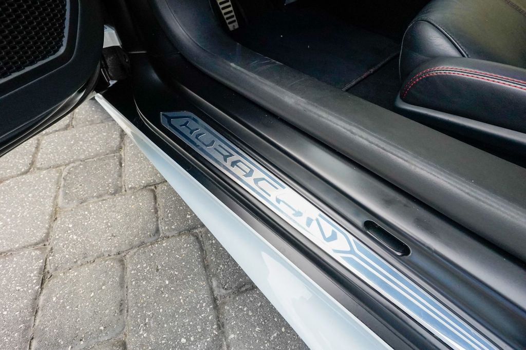 2016 Lamborghini Huracan 2dr Coupe LP 610-4 AWD - 22936606 - 49