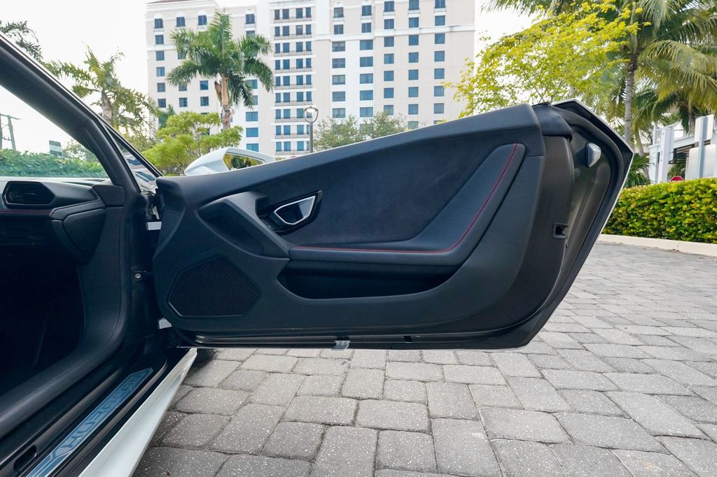 2016 Lamborghini Huracan 2dr Coupe LP 610-4 AWD - 22936606 - 63