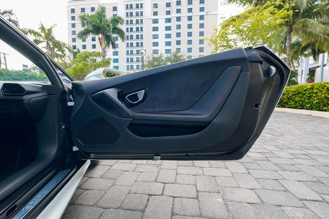 2016 Lamborghini Huracan 2dr Coupe LP 610-4 AWD - 22936606 - 63