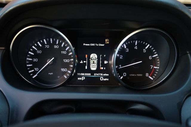 2016 Land Rover Discovery Sport AWD 4dr SE - 22935967 - 36