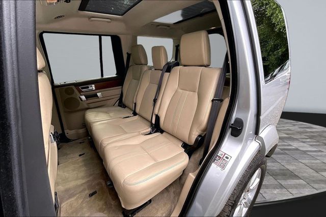 2016 Land Rover LR4  - 23035682 - 17