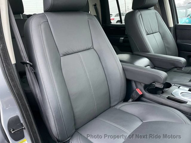 2016 Land Rover LR4 2016 LAND ROVER LR4 HSE LUX LANDMARK EDITION 4WD 615-730-9991 - 22954531 - 9