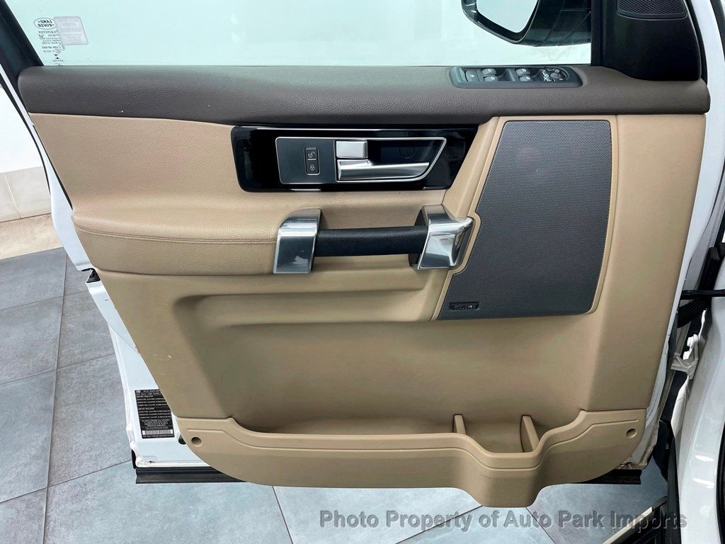 2016 Land Rover LR4 4WD 4dr HSE Silver Edition - 21665733 - 54